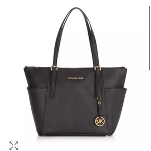 Black Michael Kors Jet Set Crossgrain Leat…